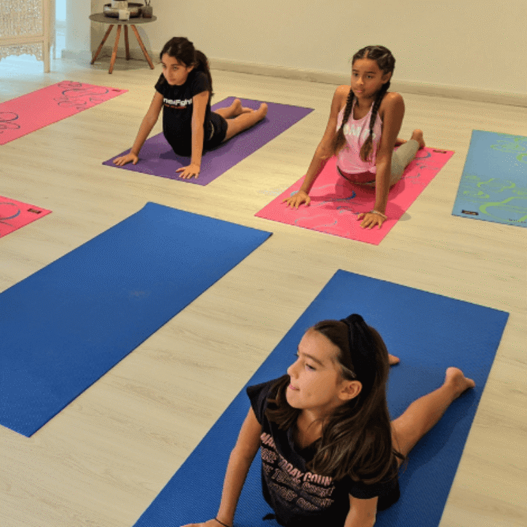 1-Kids Yoga