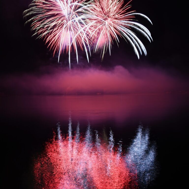 Beautiful colorful fireworks on water. Brno dam.
International Fireworks Competition Ignis Brunensis. Brno - Czech Republic - Europe.